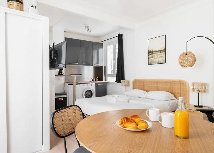 Studio Elegant Charme Intemporel - Paris 18 - 2P - Flat-Guest